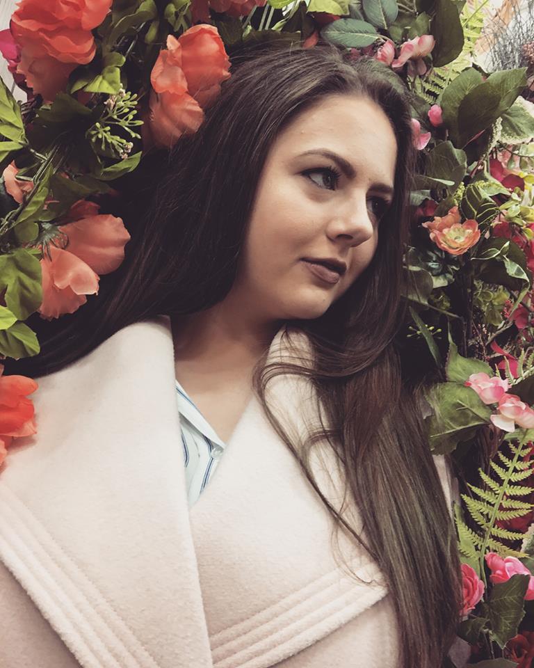 sydthesmith's tweet photo. hobby lobby challenge? who knew michaels was a good place for a photoshoot? #buzzfeed #hobbylobby #uglylocation #prettypics https://t.co/jsb2Ih3tRd