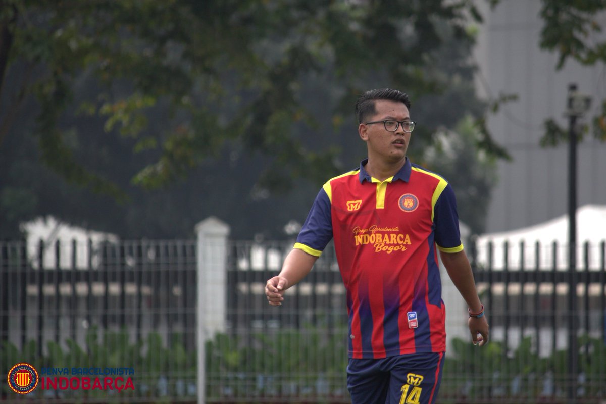 INDOBARCA_BGR's tweet photo. Nah, ini foto-foto pemain dari @INDOBARCA_BGR yang kemarin ikut futbol bareng @IB_FOOTBALL @PenyaIndoBarca

Yang belum pernah ikutan yuuk ikutan, lumayan dapet foto-foto bagus 😂😄 https://t.co/MRfwvRUvFR
