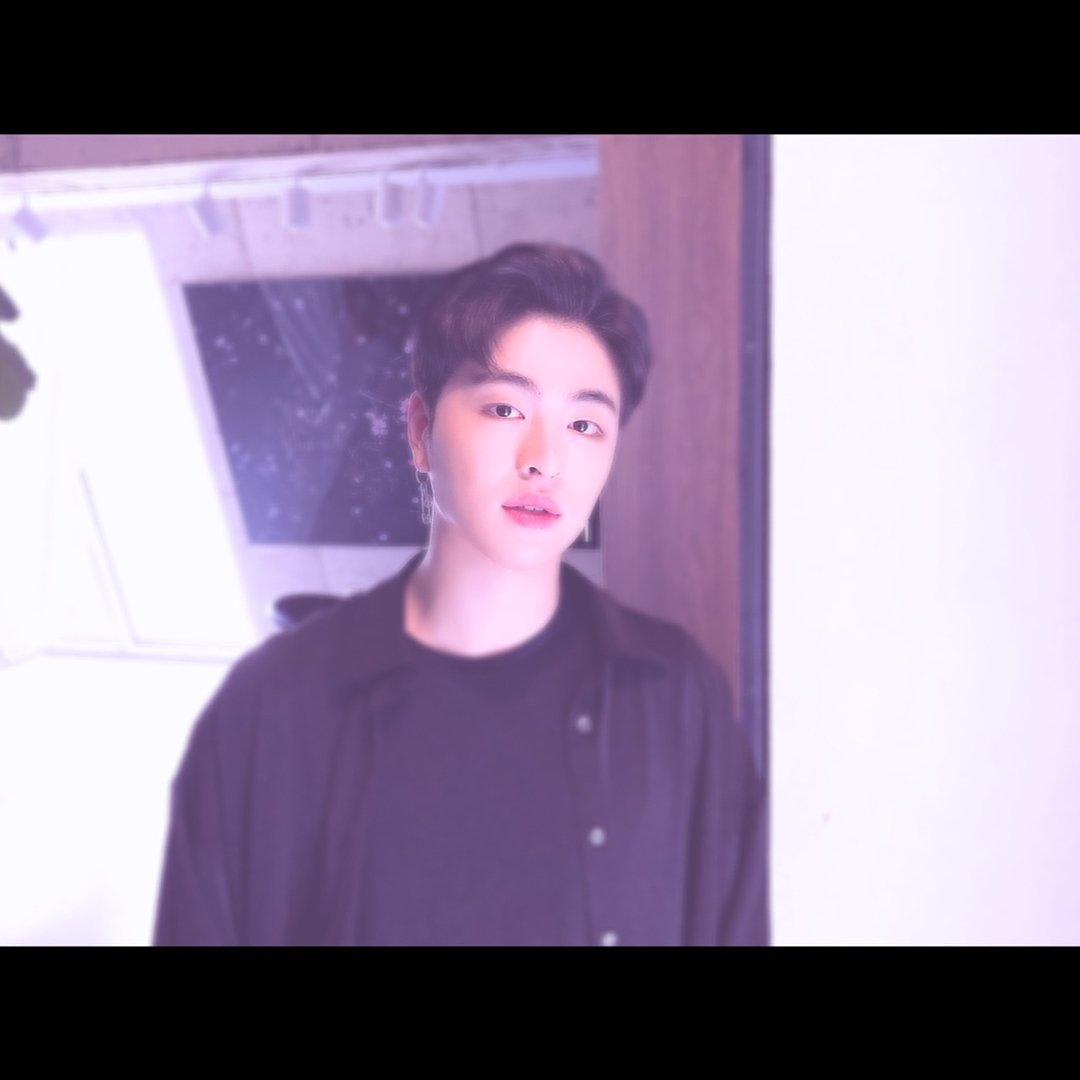 iKON_Global's tweet photo. [JUNSTAGRAM] Junhoe posted a set of pictures. 😍 https://t.co/ou8FhRy5Py