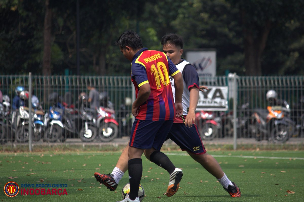 INDOBARCA_BGR's tweet photo. Nah, ini foto-foto pemain dari @INDOBARCA_BGR yang kemarin ikut futbol bareng @IB_FOOTBALL @PenyaIndoBarca

Yang belum pernah ikutan yuuk ikutan, lumayan dapet foto-foto bagus 😂😄 https://t.co/aP4c6Shu22