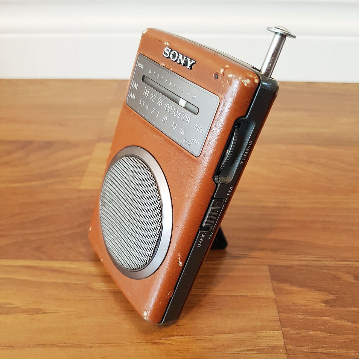 Vintage 1995 Sony ICF-TR40 Portable AM-FM Radio, 40th Anniversary