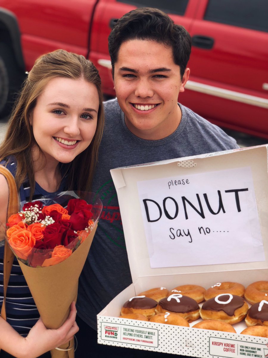 karlikinseyy's tweet photo. donut worry... i said yes!! https://t.co/CyAED4mT9m