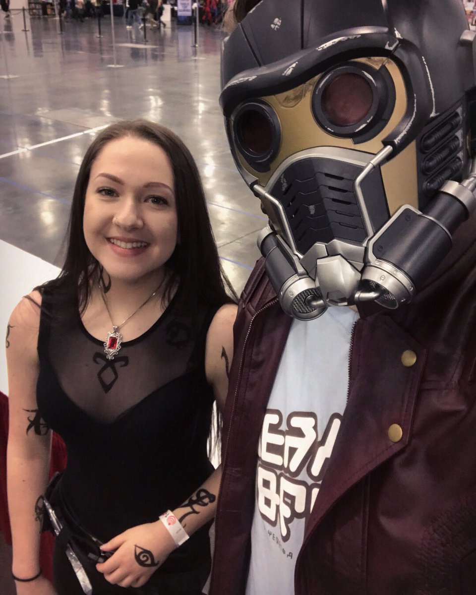 elenasbane's tweet photo. Heya finally got to put this Isabelle cosplay to use @WizardWorld https://t.co/InqCj1B0mY