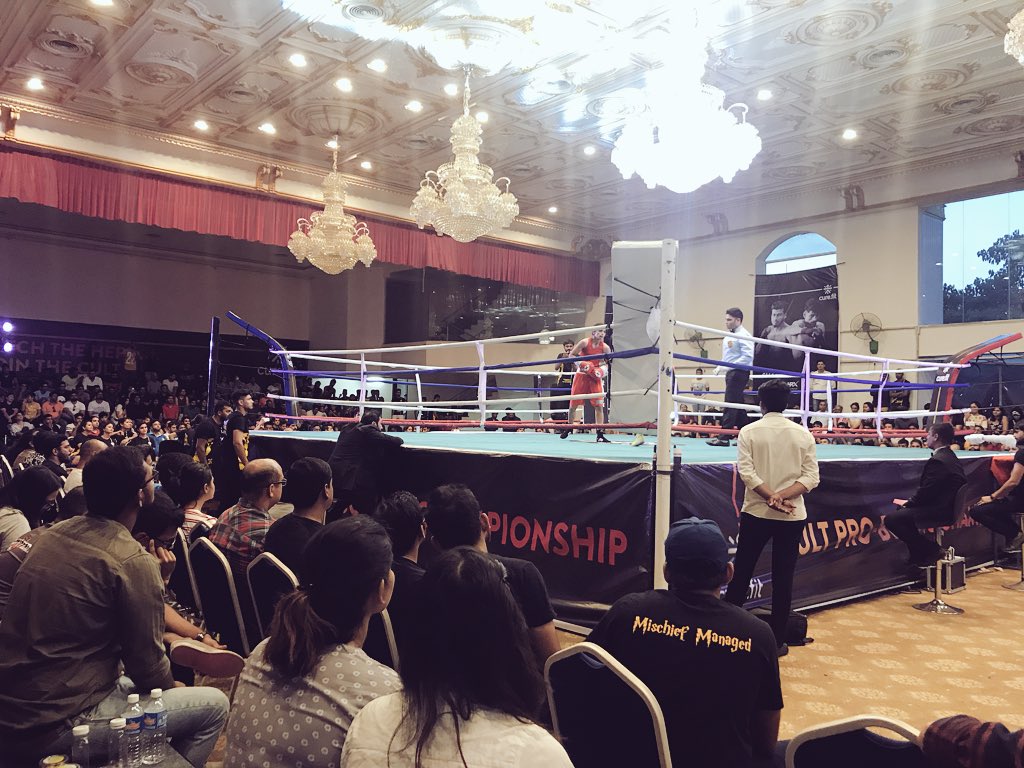 smutneja03's tweet photo. @BeCureFit kudos to the entire team for an amazing event last night. Though there are a few learnings to take but it was one hell of an energetic ride #CultProBoxing https://t.co/kBXTScOdXO