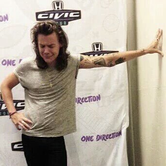 NHMXUpdates's tweet photo. ESTOY BIEN.
#NiallsDay https://t.co/cJyIguHtjc