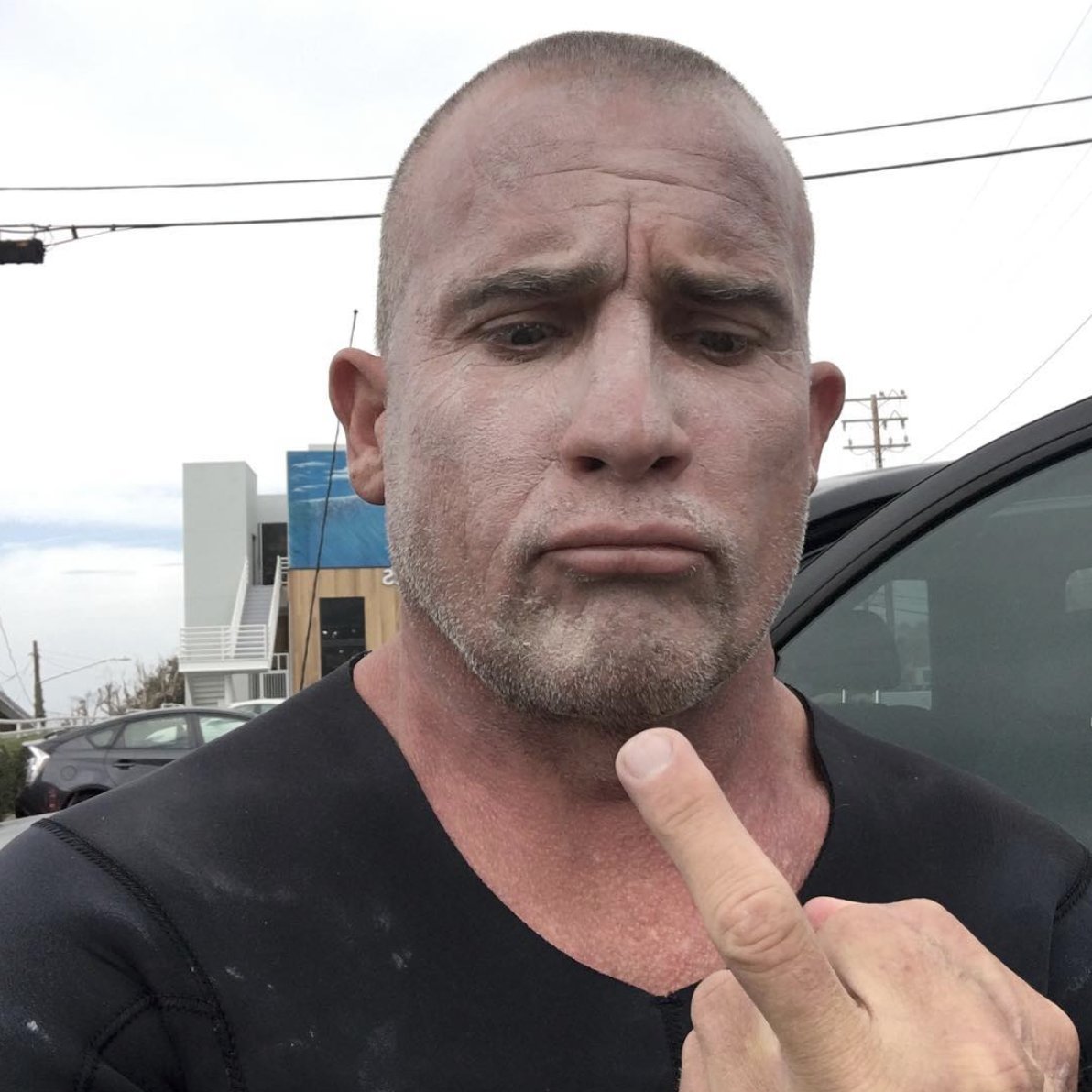 プリズン ブレイク情報局 プリズンブレイク リンカーン バローズ役ドミニク パーセルと マイク役クリスチャン マイケル クーパーの最新画像