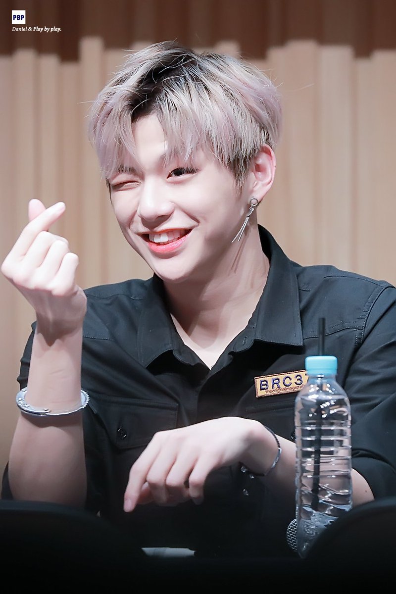 Zdnxxq's tweet photo. ซะรังเห้ @daniel2ndchjx 💗 https://t.co/sxqplEeLxR
