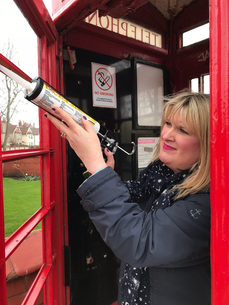 smccahill's tweet photo. I’m enjoying my new sideline as a telephone box glazier ☎️☎️☎️@save6323003 #telephonebox #rfwl #meols #wirral https://t.co/hFo3LYhquT