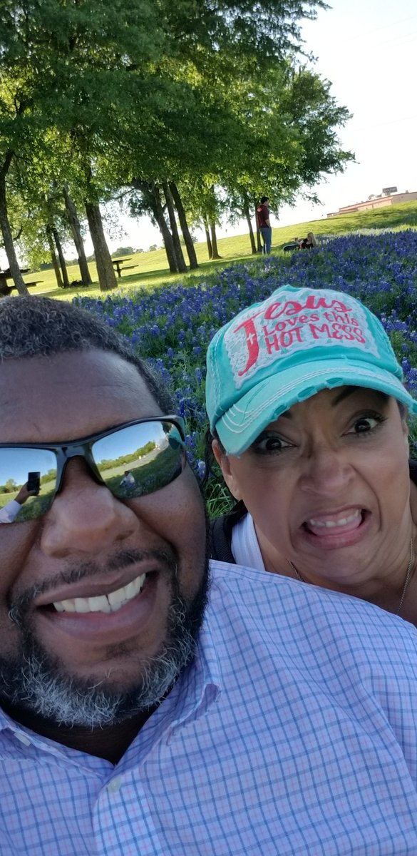 grobX4's tweet photo. Sunday fun day selfies with my beautiful bluebonnet #togetherwearebetter #loveislaughter #duckfaces https://t.co/BEM2JHAKoE