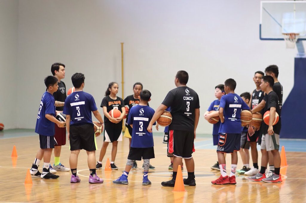 belascounlimitd's tweet photo. The calm before the drills. At BUSA we teach skills for both on the court, and off the court. #BusaBasketball #BusaSummer2018 #BelascoUnlimitedSkillsAcademy
#PhotoByNicoBelasco https://t.co/6tX0D4N6Id