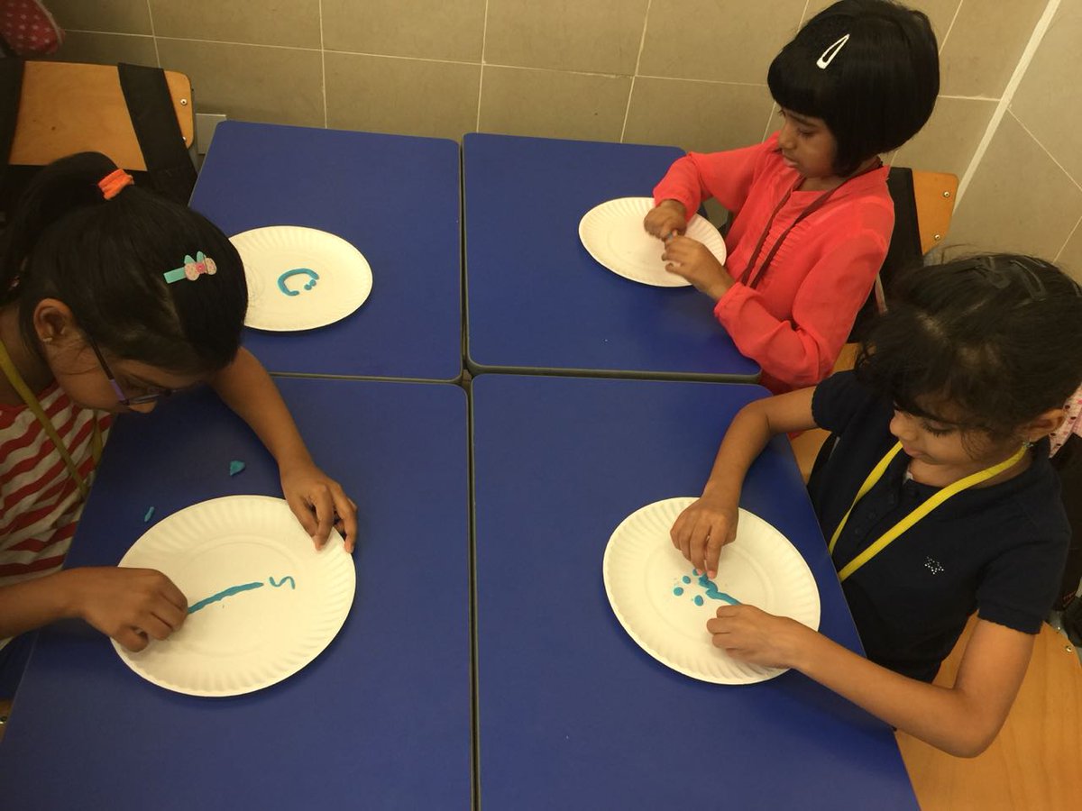IIS_DSO's tweet photo. Students make #Arabic letters with clay! #LearninglsFun https://t.co/1kCArbqHLL