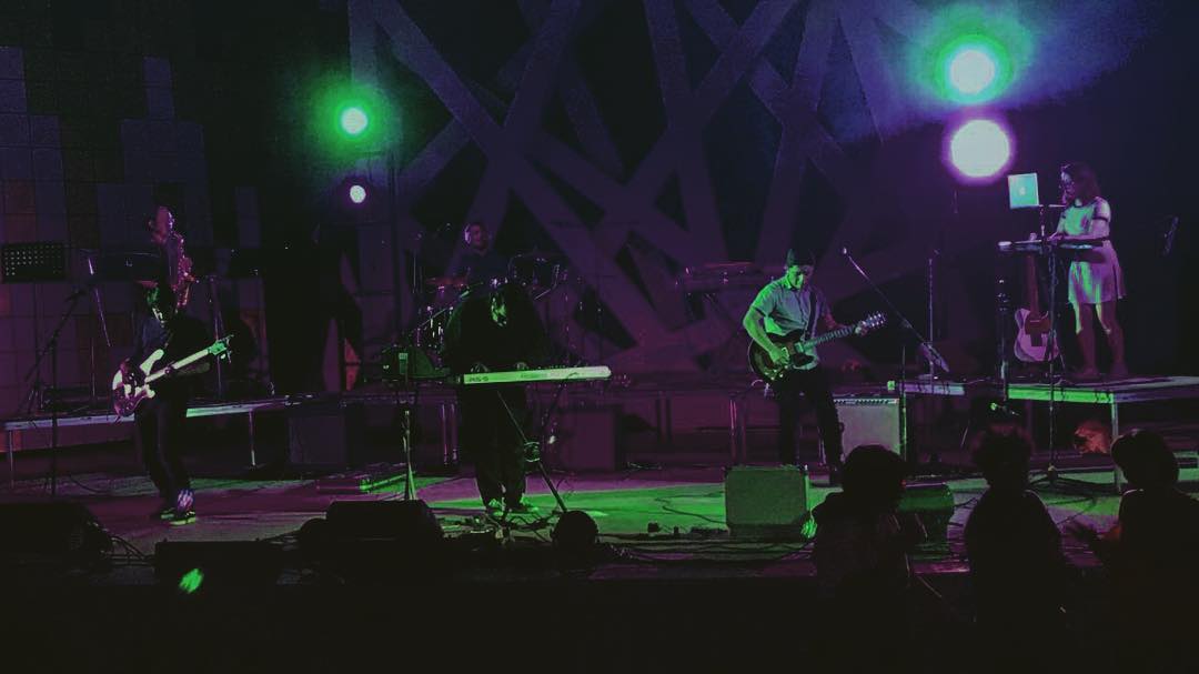 _desdeelbalcon's tweet photo. Ayer la pasamos súper tocando en el show de @RamonaMusica  en @ICBCTij 💚👆¡Nos llenaron de energía sus pasos de baile!🙃 https://t.co/G3ErlYB9l9