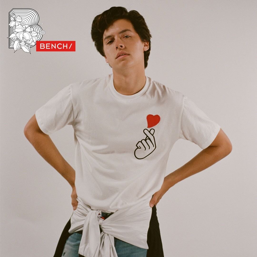 TheMallofAsia's tweet photo. COLE SPROUSE will be at SM Mall of Asia Music Hall in few more days (April 20, 3PM)! Swipe left to see the Meet &amp; Greet Mechanics.
#ColeSprouseForBENCH #MOAevents
#ColeSprouse https://t.co/YwmQOgYMLC