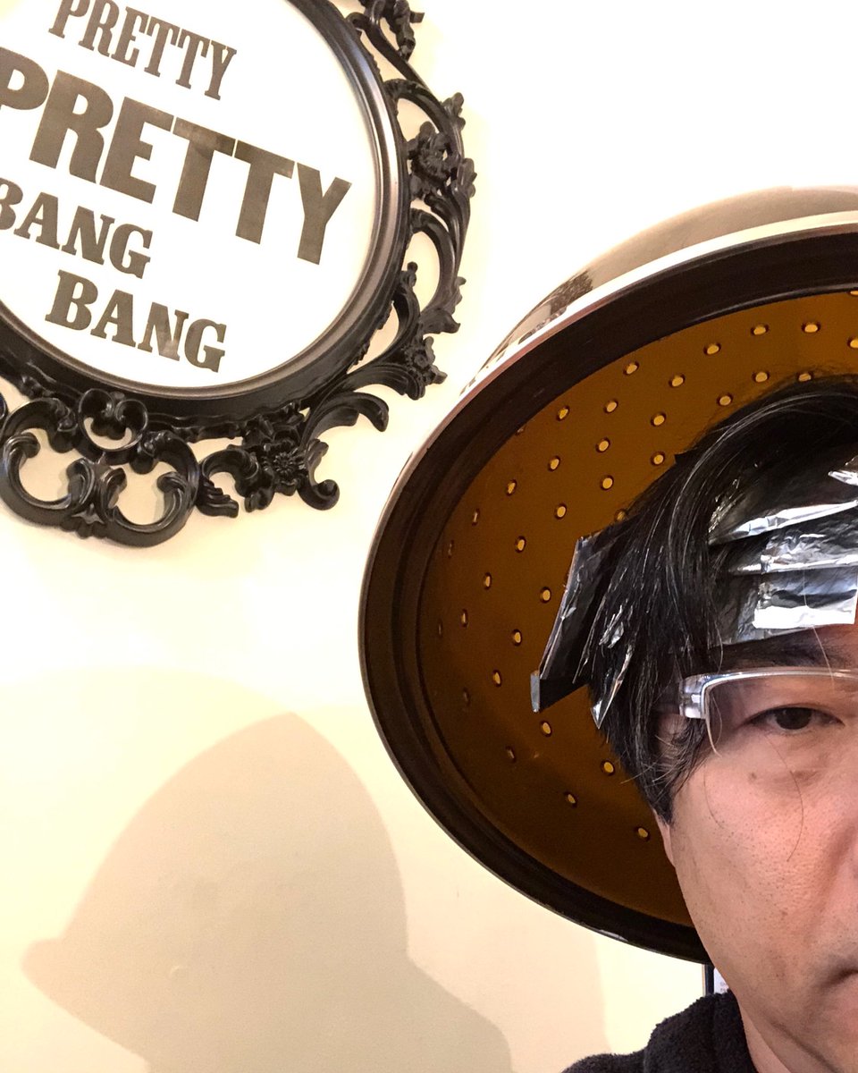 LazySomm's tweet photo. It has been one and half year since the last time I dyed my hair. Pretty Parlor, San Francisco.
γΌ
#haircut #haircolor #dyedhair #sanfrancisco #prettyparlor #april2018 #γγ’γ«γγ #γγ’γ«γ©γΌ #γ΅γγ³ #γ΅γ³γγ©γ³γ·γΉγ³ #hairsalon https://t.co/9reWaeqYzI