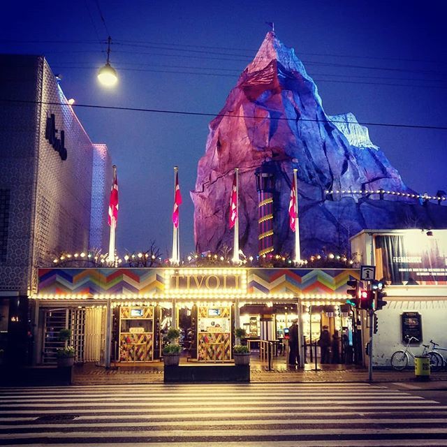 HappyNoodleTV's tweet photo. I miss you already #tivoli! @tivolicph #copenhagen #denmark🇩🇰 https://t.co/rZ8TRZHjWZ