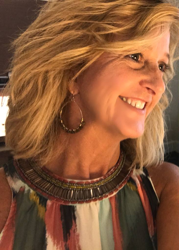 savvy miss dating team