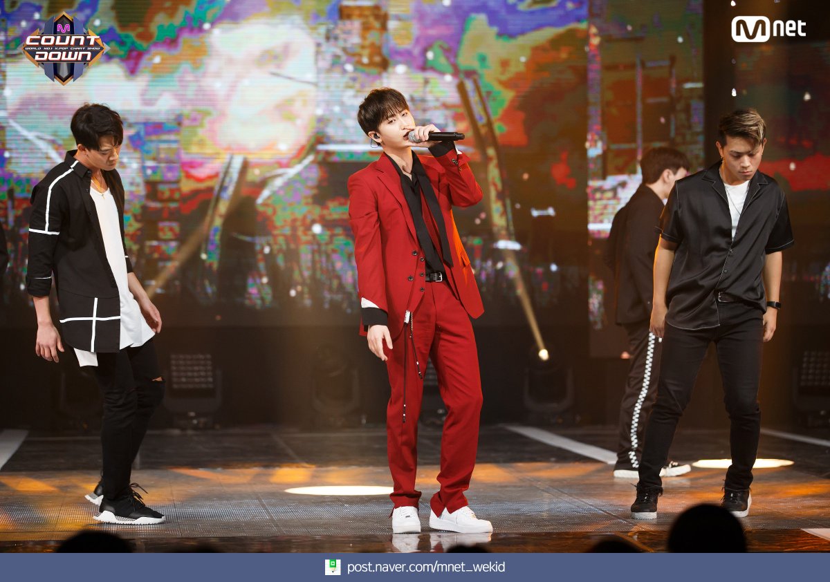 [#MCOUNTDOWN] 180412 엠카 MOMENT
#허영생(#HeoYoungSaeng)- #지구가_멸망해도(#Destiny) ♪ <a href="/kqent/">KQ 엔터테인먼트</a>
World No.1 KPOP Chart Show M COUNTDOWN #Mnet
더 많은 허영생 보러가기▶ goo.gl/1KZdui