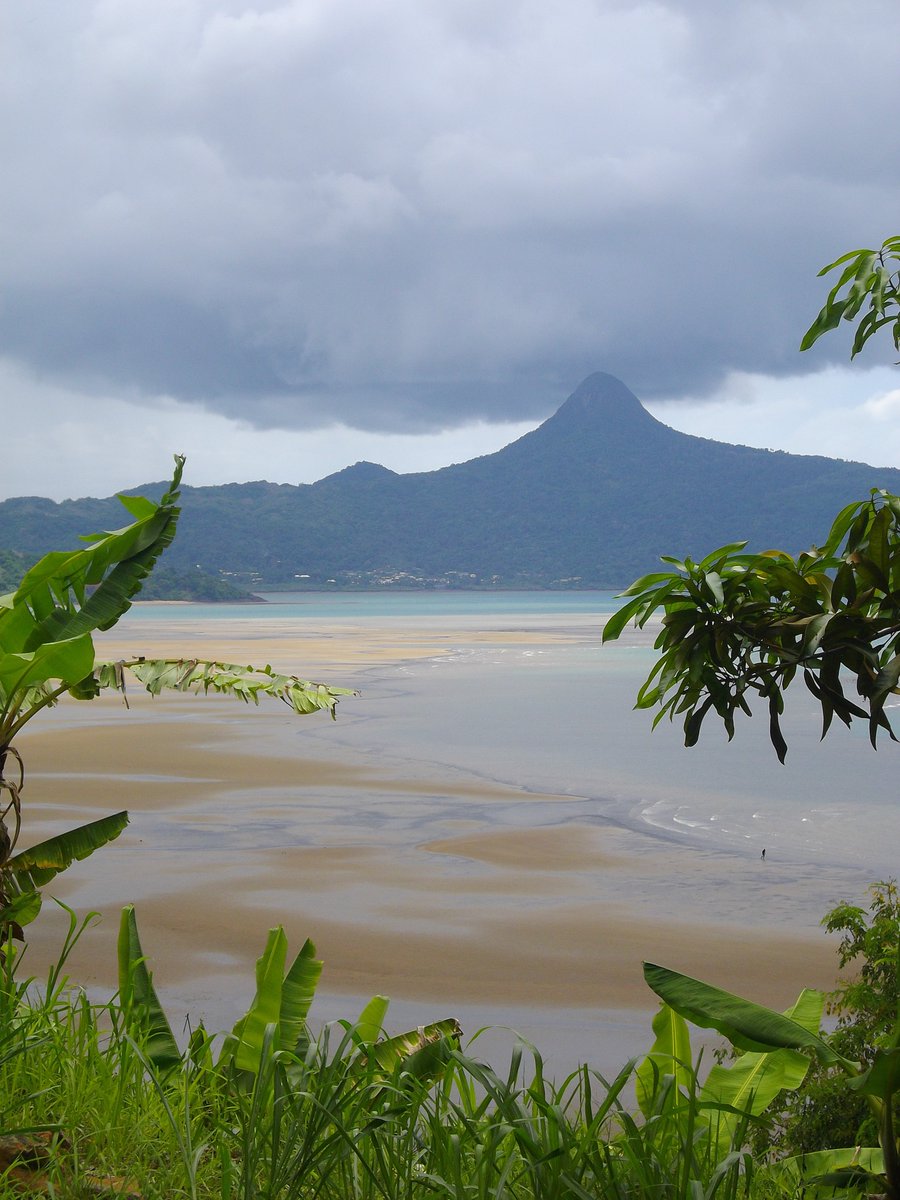 AREPGroup's tweet photo. [NEWS] Menighetti &amp; Parvis #FrenchAntilles #Guiana
Architectural and urban programming studies for #ReunionIsland. Defining the land management strategy for the new #Mayotte EPFA (land management authority).  Development projects at #Madagascar @AFD_France https://t.co/6ieFlzEAWQ https://t.co/1ATBGF3XKQ