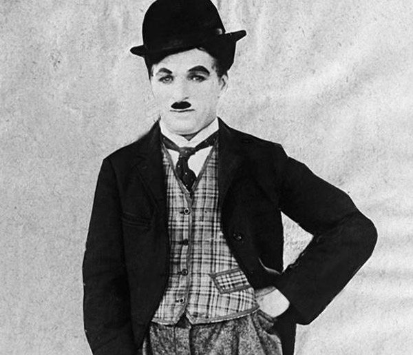 Instituto_IDEM's tweet photo. Un día como hoy en 1889 nace el actor, comediante y director #CharlesChaplin ! Icono del cine que ha inspirado a numerosos artistas durante la historia! https://t.co/8StYBI2W1P