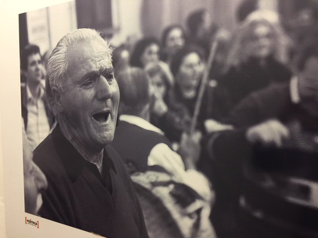 AntonelloLam's tweet photo. #giornatamondialedellavoce #WorldVoiceDay Dall'archivio @voxteca voci dell'#Umbria: "Dall'#ottavarima al rap", i dialetti nei canti popolari, nel teatro, nella poesia... https://t.co/ZpPLsNmuFh  / L'#oralità contemporanea in tutte le lingue @UNISTRAPG https://t.co/gKgfZcRVbE