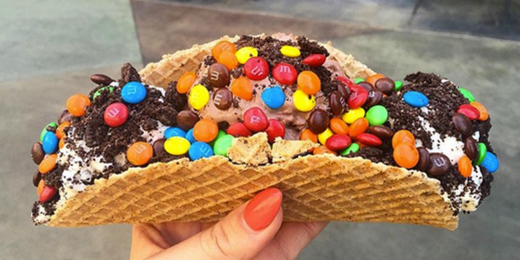 12 of the most over-the-top ice cream shops around the world insder.co/2v8inLS