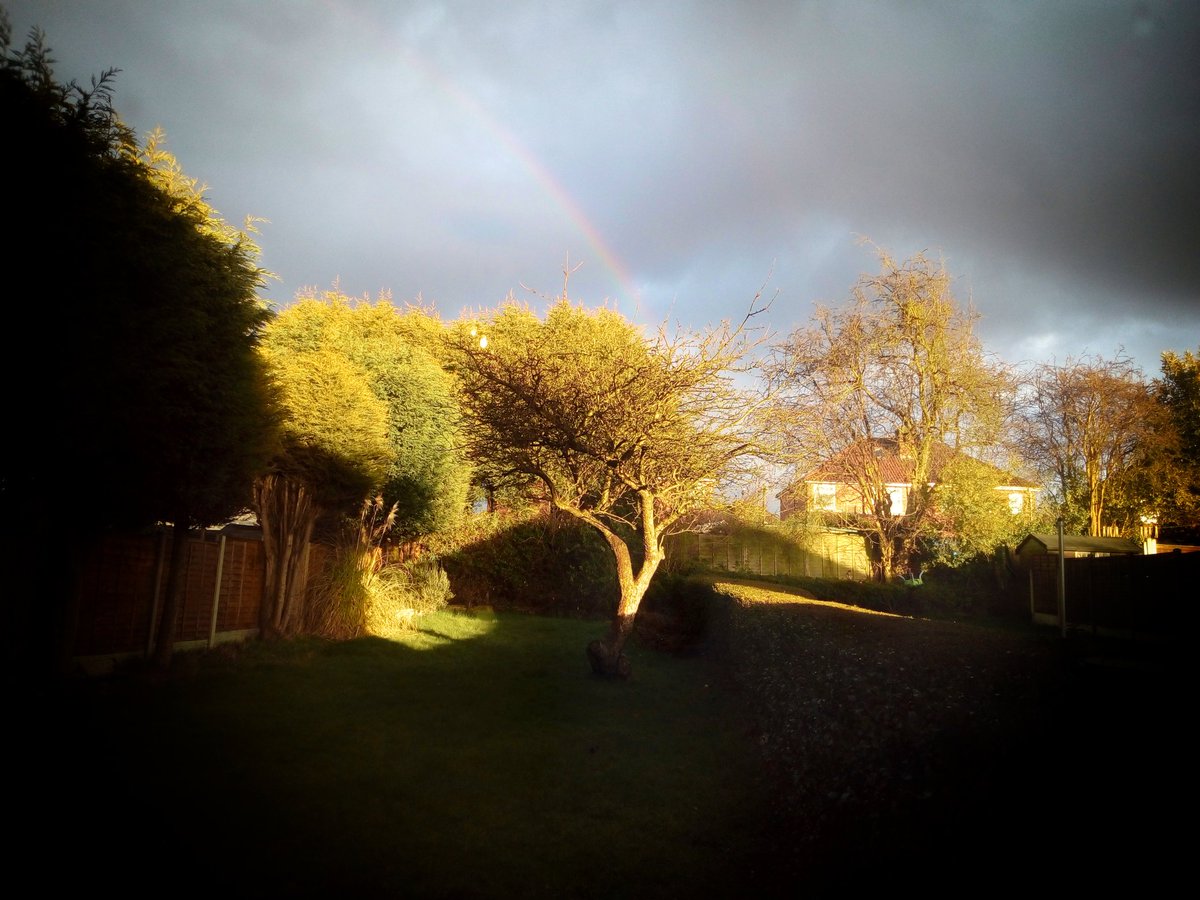 aka_Librarian's tweet photo. So thankful my CILIP chartership mentor and I are back on track. The mist is clearing. Ready to get stuck in. 
#rainbow #sun #cilip #cilipchartership #LifeisBeautiful #lovemyjob #happy #librarian https://t.co/H7zxrTAAQw