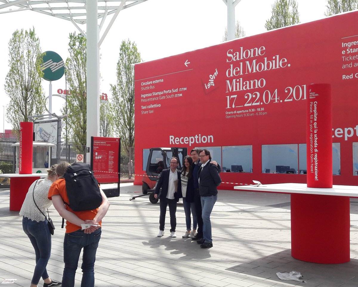 Una bella fotografia racconta una storia, rivela un luogo, un evento, uno stato d'animo. #IsabelAllende 

#16aprile #FieraMilano aspettando la 57a edizione del #salonedelmobile. È già #Emozione!
#salonedelmobile2018 <a href="/iSaloniofficial/">Salone del Mobile</a> #staytuned #MilanoDesignWeeK