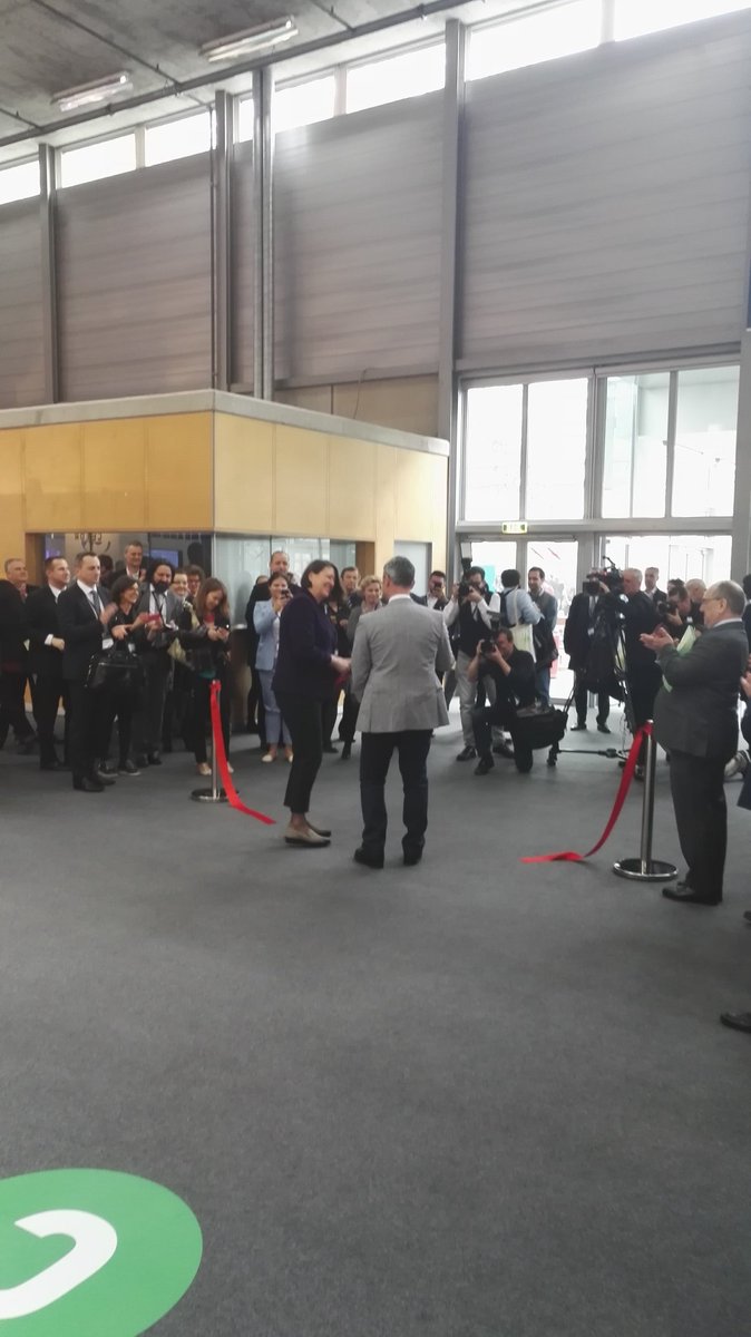 metropolia's tweet photo. Official opening of #TRA2018 exhibition by cutting the ribbon. At #TRA2020 stand (C01) Metropolia &amp; co will pitch on Tue from 12:55 onwards #mySMARThel Come and hear more! https://t.co/87AJ35Zk1H