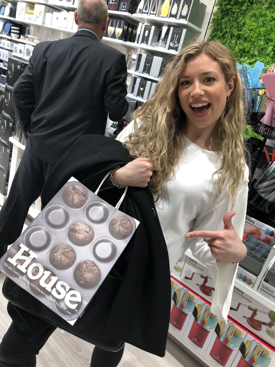 If you’re in Oxford VISIT HOUSE!! Brand new (gorgeous) store <a href="/WestgateOxford/">Westgate Oxford</a> over 400 products and an amazing team of homeware experts. Go go go! Congratulations <a href="/HouseRetailAus/">House</a> 🍾🛍🎉  <a href="/RetailAssist/">Retail Assist</a>