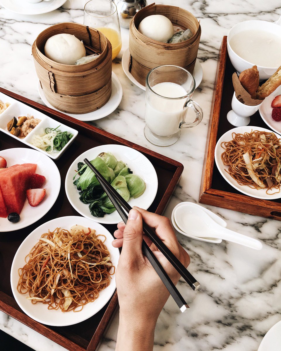 MO_HKG's tweet photo. Indulge in our delicious Chinese-style break-fast like how @scotteffect does! π₯’#repost #mohkg #mo_hkg #blakescott #scotteffect #FANofMO #MOHKGfood #MOfoodies #StayatMO #breakfast #DestinationMO #chinesefood #CafeCausette #nomnomnom #foodfeast #instafood
https://t.co/Mq4WZvPKmT https://t.co/eiTQih53RV