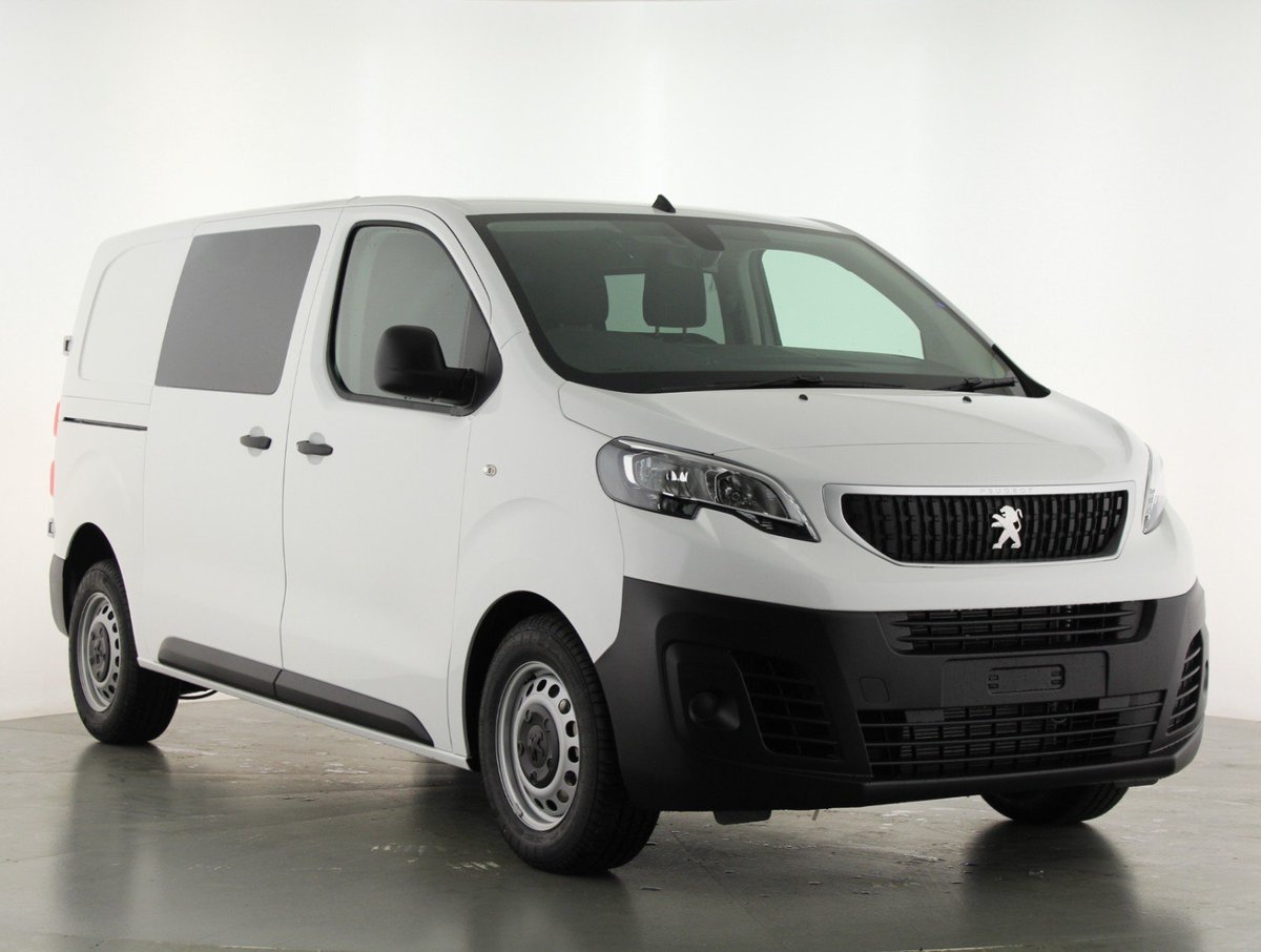Loads of Vans tweet media