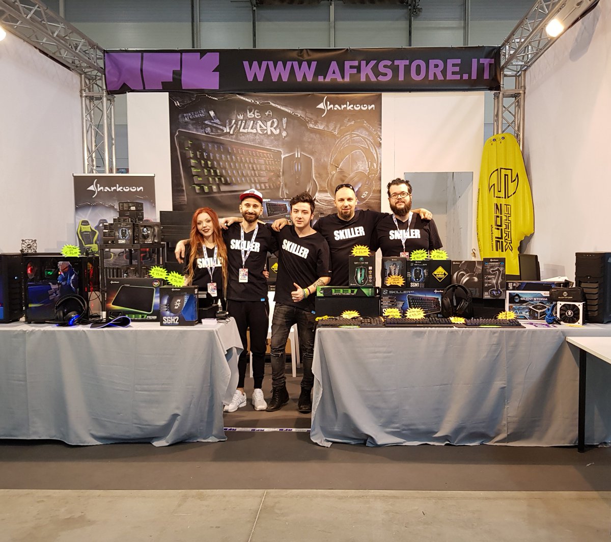 SharkoonNews's tweet photo. We met up with AFK Store checked out their awesome Sharkoon stand at Romics 2018 in Rome from 5-9 April. 
  #Sharkoon #afkstore #Romics https://t.co/TPcp7g5k7K