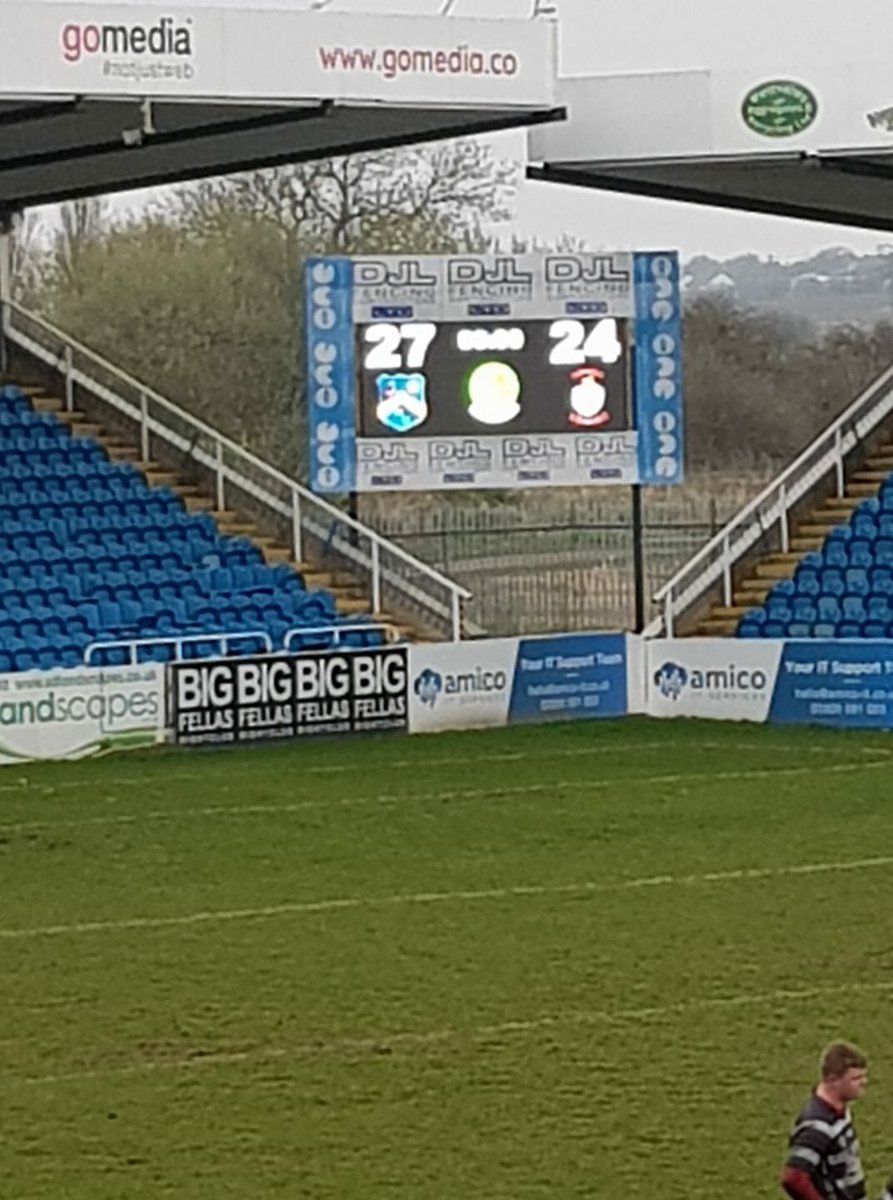 Hangingheatonrl's tweet photo. The lads made hard work of it but we did it folks, be some sore heads today https://t.co/DbW7tEkvpk