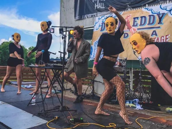MadnessOnMain's tweet photo. *ends 2nite at Midnight. $10 Blind Presale @MadnessOnMain presented by @8thWonderBrew June 9th @WhiteOakMH &amp; @theraventower multi-stage, multi-genre music discovery fest. 20+ bands, 30+ vendor art market  https://t.co/KFDFYJYP3g https://t.co/miuT77bted