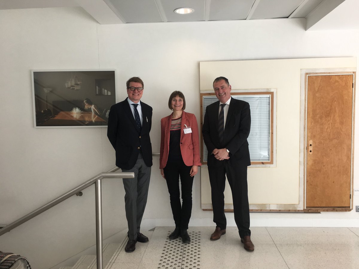 FinlandOECD's tweet photo. Our Minister-Counsellor @KimmoSinivuori and OECD's Peter Lubkert with Finnish photographer Elina #Brotherus in front of her photograph "Salle à manger" from the series Les Femmes de la #MaisonCarré at the @OECD https://t.co/3zNI4UgbuH