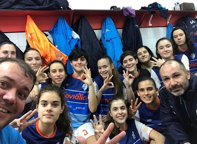 antiaperez10's tweet image. Lleváis peleando y trabajando mucho para esto, estáis a un pasito de conseguirlo.
LO HARÉIS, no me cabe el menor duda ❗️

Me quito el sombrero 🎩

Estamos con vosotras.
#1final 
@OUenvialiaFSF 🧡