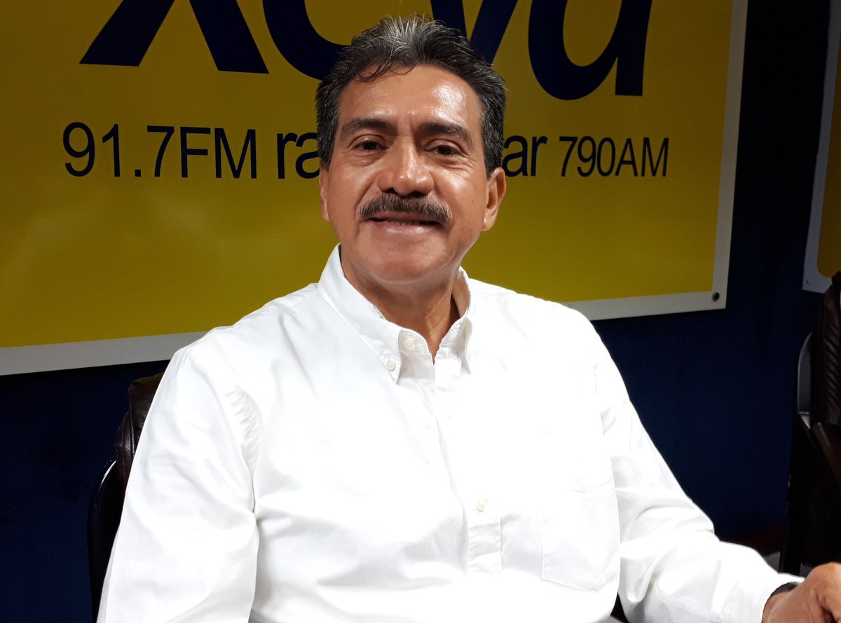 XEVATabasco's tweet photo. #Elecciones2018 | En la entrevista @EvaristoHdzCruz candidato a la alcaldía de #Centro por @MorenaTabasco y @PT_Tabasco. #EnVivo en el 91.7 FM y https://t.co/KreE3gI6Qe https://t.co/EjOWqaD7Sc