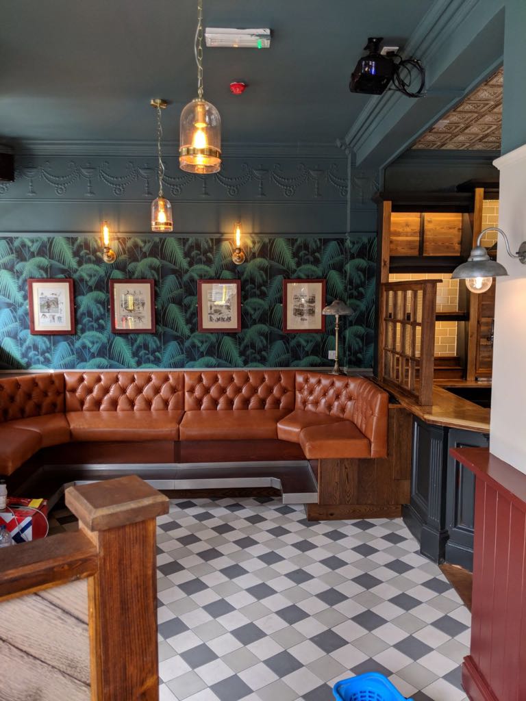 The recently completed internal refurbishment at The Royal Blenheim, Oxford! Great work everyone, the pub looks fabulous! 😀