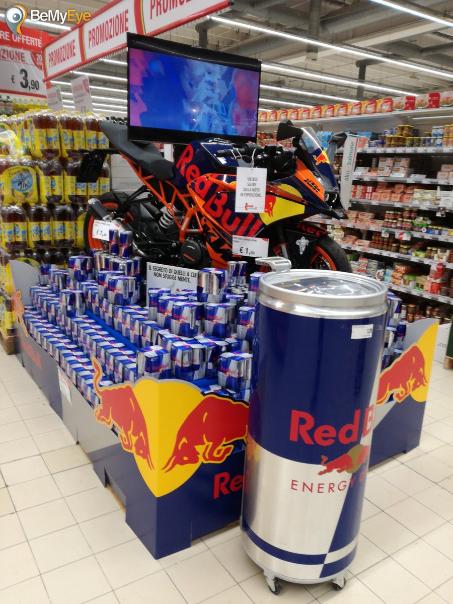 InStore_Europe's tweet photo. Accelerate from 0 to 300 kmph in 9s and put some serious horsepower into your Monday morning! Another piece of activation from @redbull around #motorsport which was #FoundInStore in an Italian Iper! #Retail #redbull #marketing
Photo - BeMyEye InStore: https://t.co/M6elsXgFCE https://t.co/Npvk70yBw9