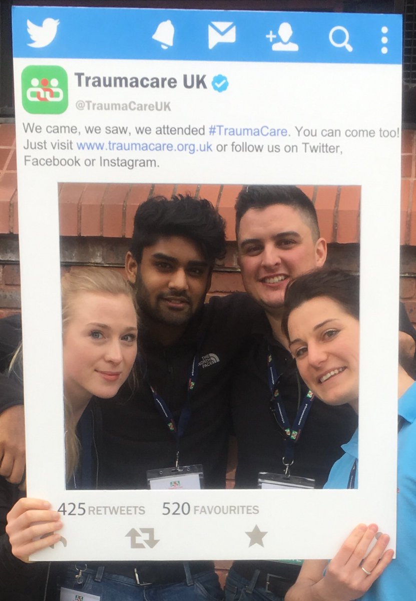 MiniParamedic's tweet photo. Day 1 #traumacare18 and look at who I found: @TrainExpertise @oxsar @OBUParamedic #cpd https://t.co/GpzuVXA5VY