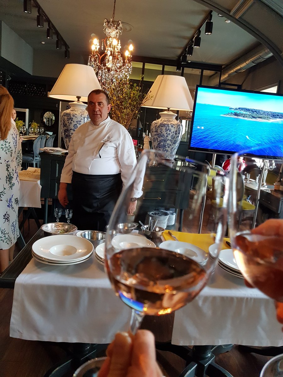 dore_eric65's tweet photo. "Transcender la simplicité est une forme d'élégance" #Patrick #Ringeard @Cap_Estel la simplicité et l'élégance #CotedAzurFrance @VisitCotedazur @Nice_Tourisme @CannesIsYours @AntibesTourisme @atout_france @actualites_nrv https://t.co/i2McSsruwJ