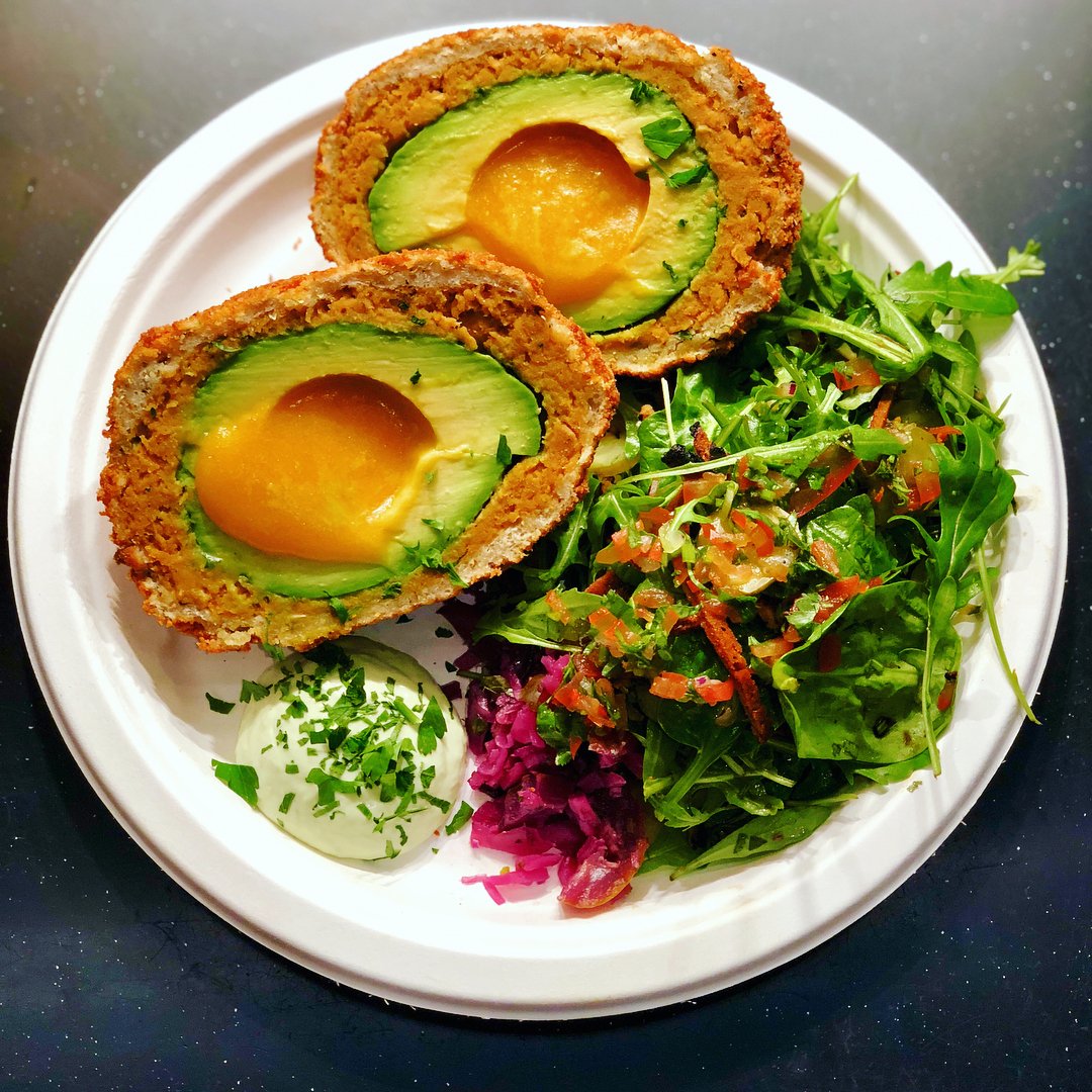 VisitDublin's tweet photo. When in Dublin, be sure to indulge in the city's many culinary options! Here's a few of our favourites, including @TokenDublin, #tangfood & @eathosDublin π² https://t.co/5IIMg0lfBz
