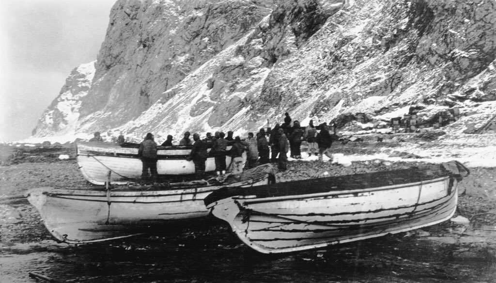 WeAreShackleton's tweet image. 16th April 1916: After months at Sea &amp;amp; on the ice following the loss of their ship (The Endurance), Shackleton &amp;amp; his crew finally made it to the uninhabited Elephant Island. The incredible expedition photographer, Hurley, captures the moment #shackleton