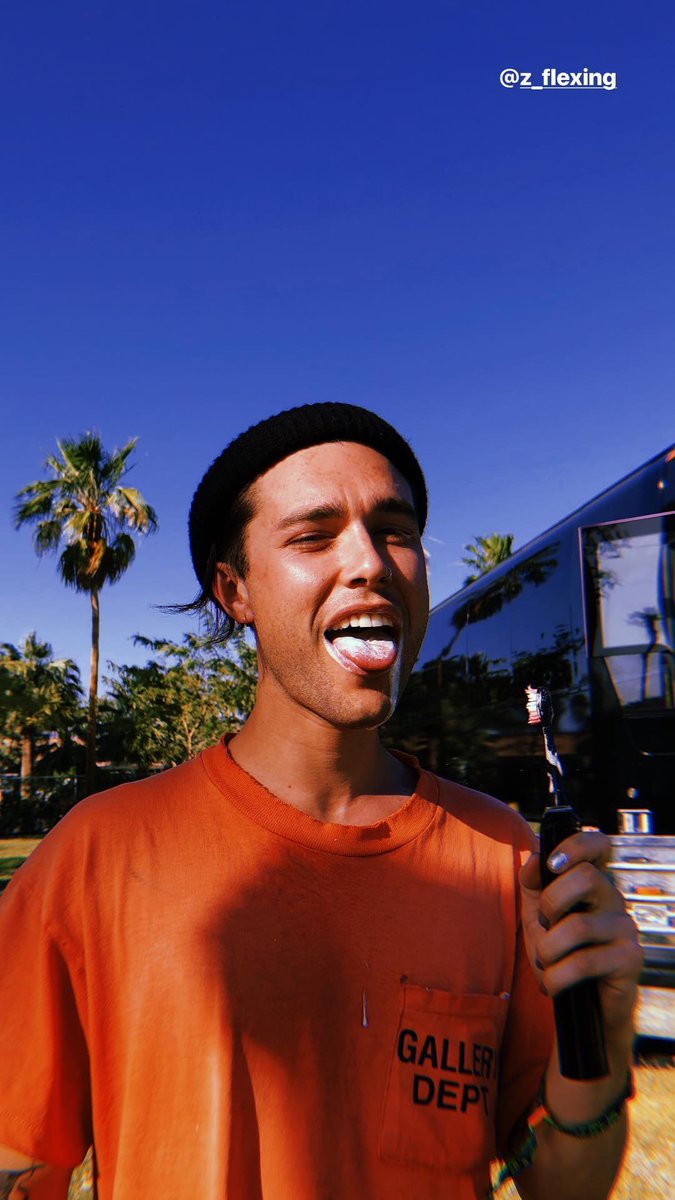 TheNBHD_PH's tweet photo. #Coachella https://t.co/YJNbqEVExE