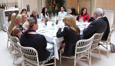 "We need a mix of male leaders who advocate #diversity in their team. And more mentors to develop individuals on the job" <a href="/michelleaj0nes/">Michelle Jones</a> <a href="/Commsdealer/">Comms Dealer</a> ➡️bit.ly/2IZcmDu
