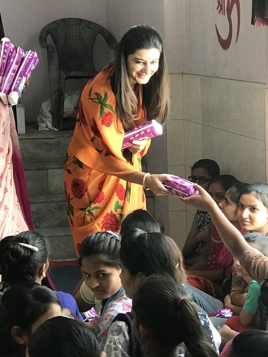 DuranjayRathore's tweet image. Our mentor @KumariRukshmani ji joins the #Washproject by #Humansforhumanity. Star foundation team is proud of her! #empoweringwomen @RukshmaniK @RajAIPC @Tharoorians