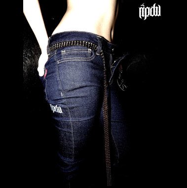 Ripdw ほんとに毎日履きたいヘビロテアイテム ストレッチスキニーパンツ 履いたまま屈伸運動もできるくらいストレッチが効いているのに 味のあるデニム感な生地で本当にオススメです T Co Vr7lhbotkn