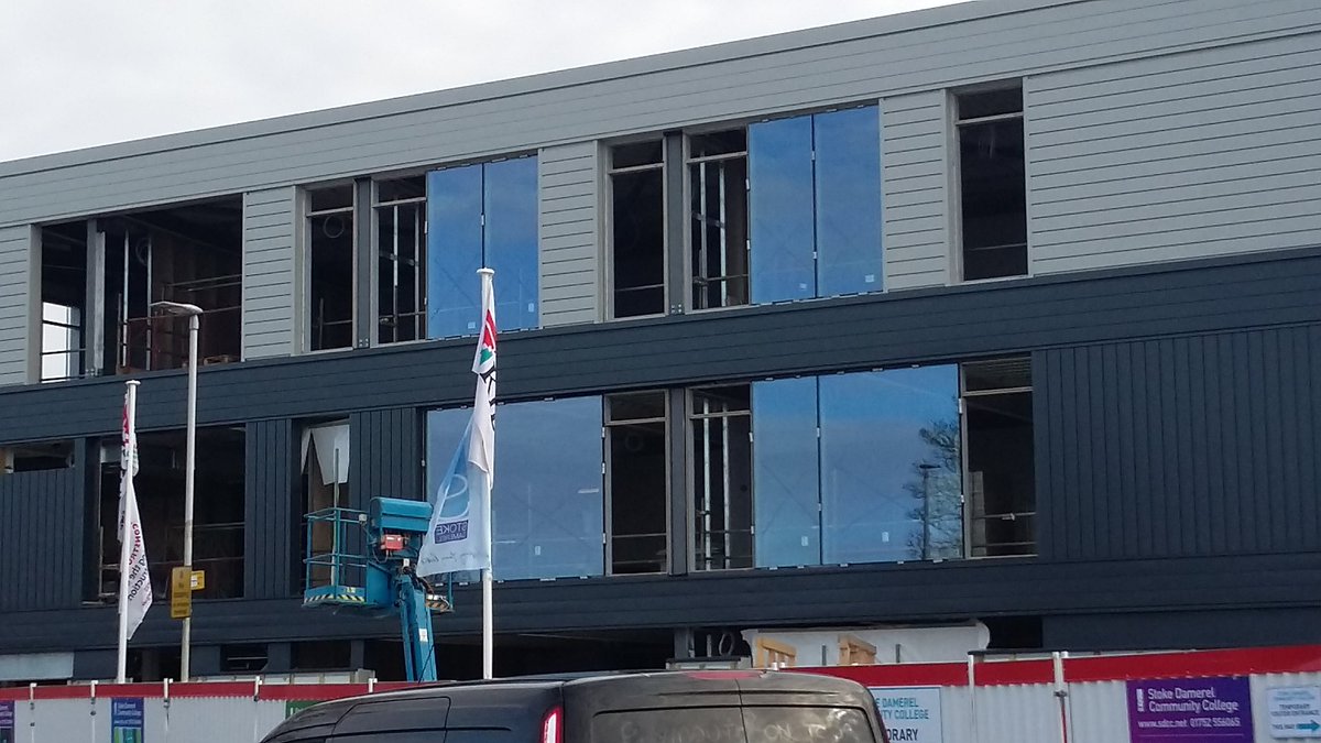 scottcollegeply's tweet photo. We have windows!  Look how fantastic our new building is looking. Can't wait until our students are learning there @kiergroup @KTArchitects https://t.co/2MRpLIcQQH