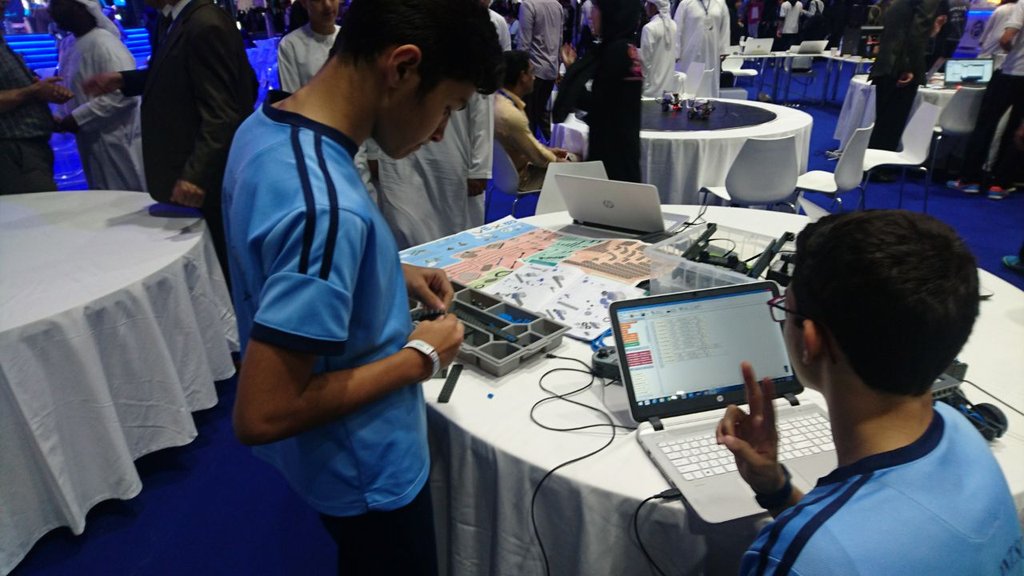 STEMAcenter's tweet photo. Our Robotics and 3D Printing workshop for students at @ThinkScience_EF
#thinkscience2018 https://t.co/8TiGnIEK6f