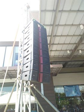 AudiocenterPro's tweet image. Audiocenter K-LA28-SP/MA system in action at Subic Bay Auto Show 9.
#BrainCore#
#One plus one package#
System by: JRA Lights&amp;amp;Sounds Olongapo Philippines
Thanks for sharing the pictures from Janjan Arlantico.
Together we are stronger!